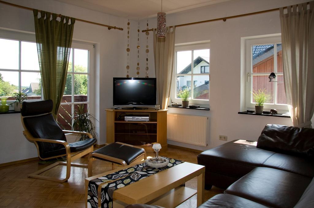 Ferienhaus Ginsterbluete シュライデン 部屋 写真